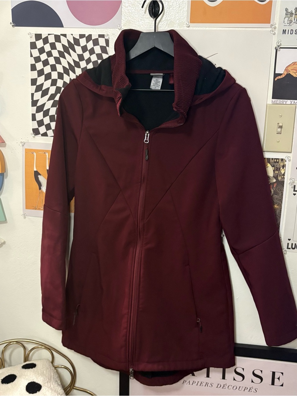 Champion Burgundy Softshell Hooded Jacket Size Small